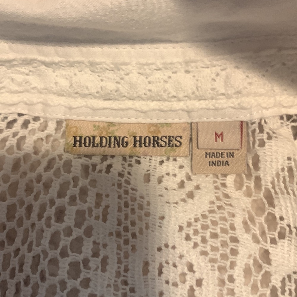 Anthro🌟 Holding horses white button down sheer shirt size medium - Picture 3 of 4
